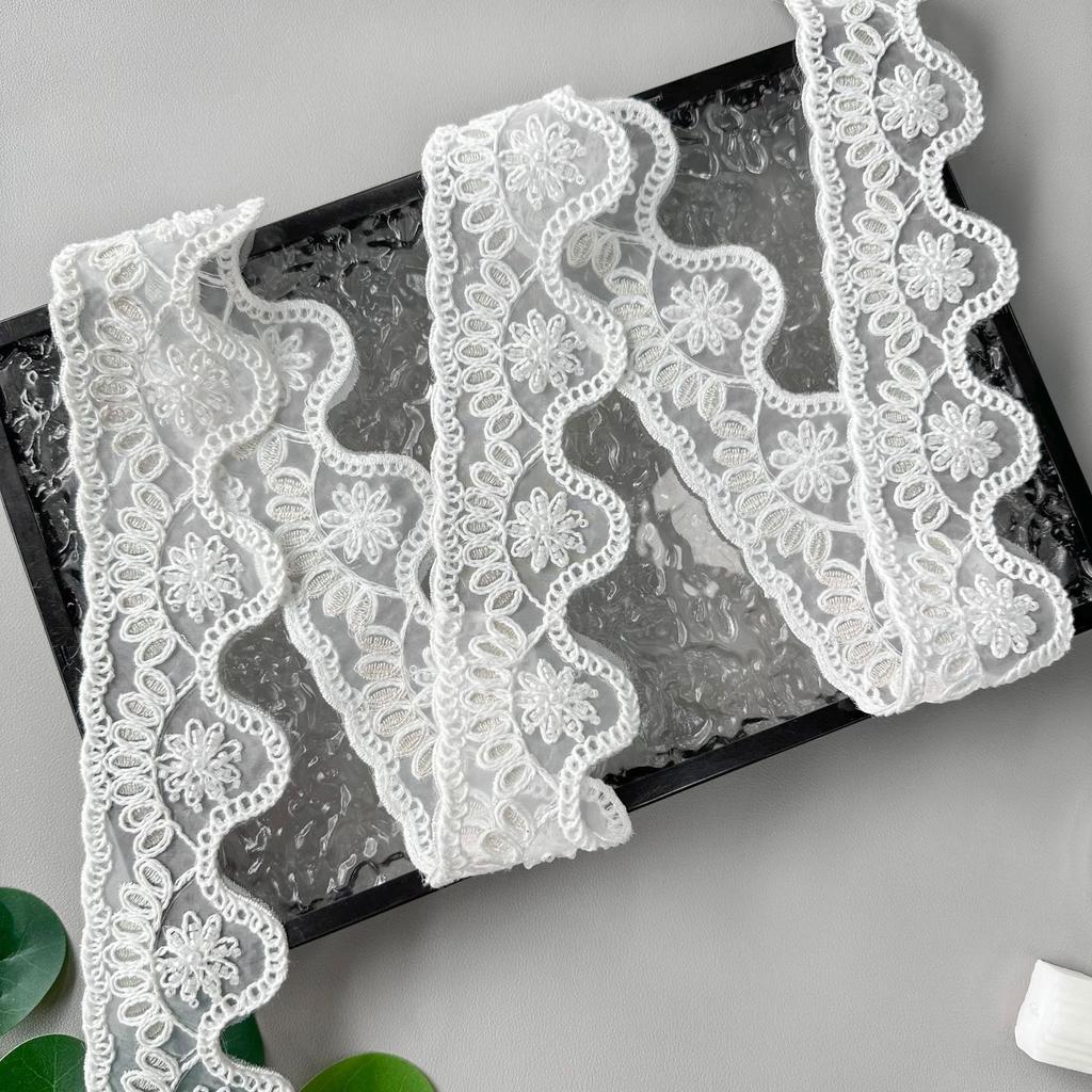 White Handmade Beads Wavy Barcode Clothing Home Window Decoration Accessories Lace Accessories