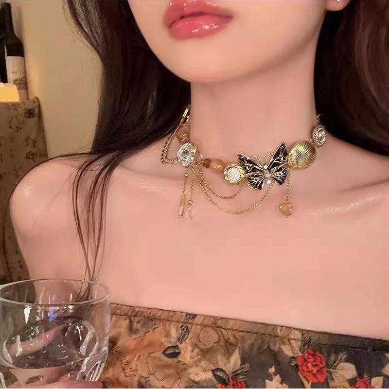 Love Heart Rivet Punk Choker Necklace - Y2K Subculture Clavicle Chain