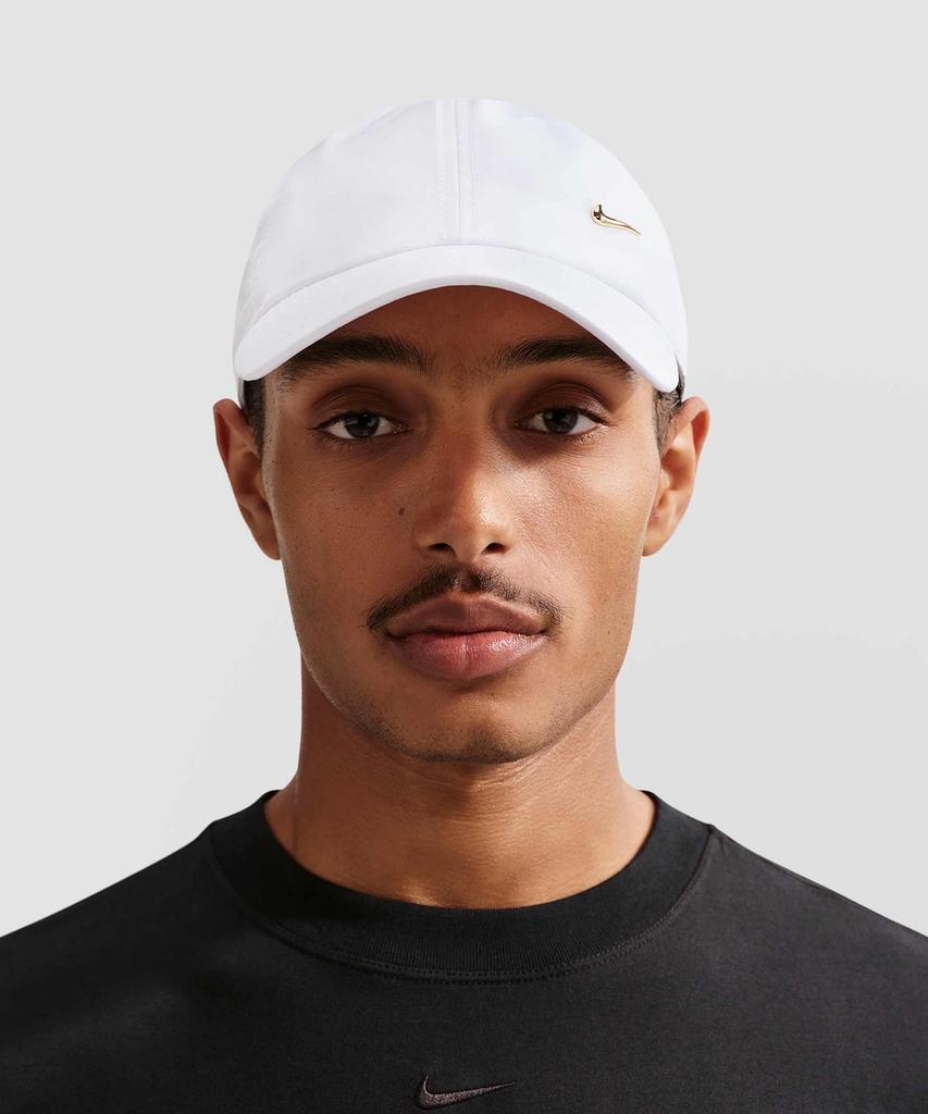 Nike Кепка Dri-Fit Club без структуры с металлическим Swoosh - Белый:Металлический Золотой / Fb5372-101
