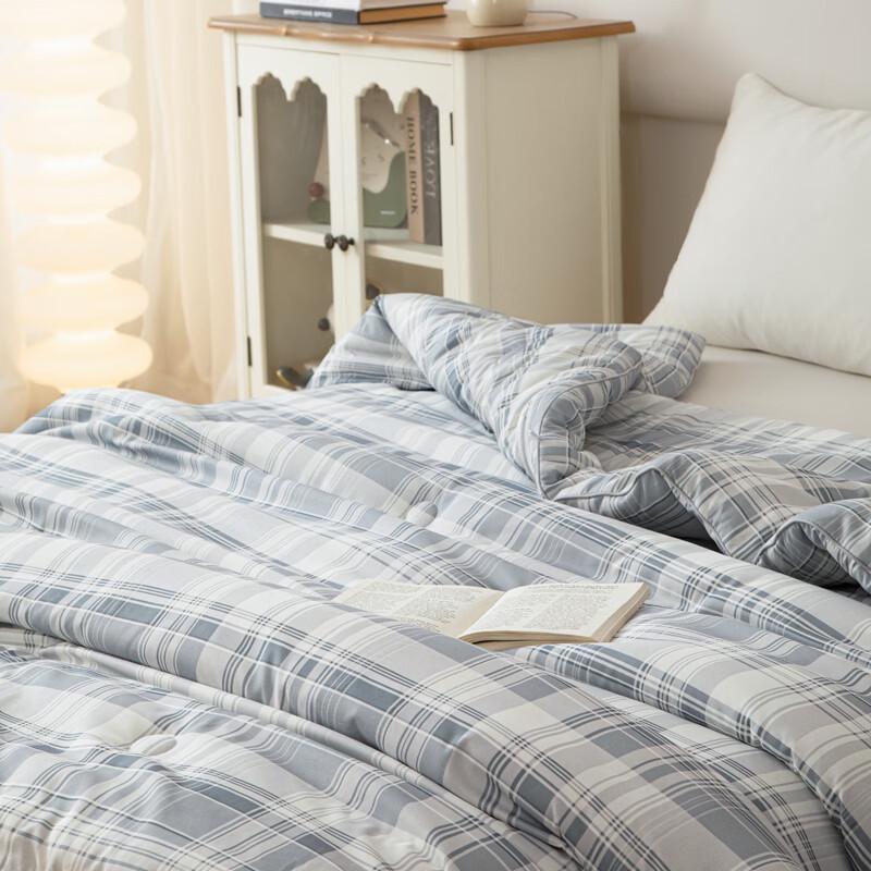 Зимнее одеяло Muji Home Pro 2.0 из полиэстера с протеином