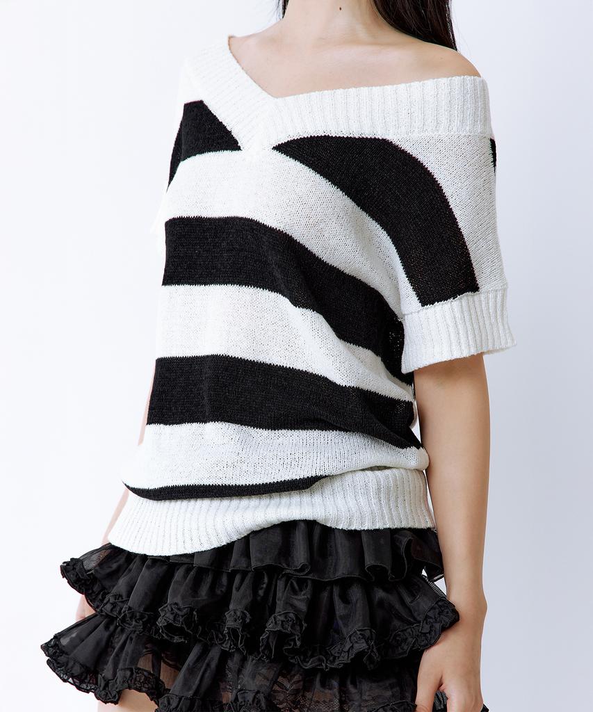ROUGHNECK V-Neck Striped Knit White
