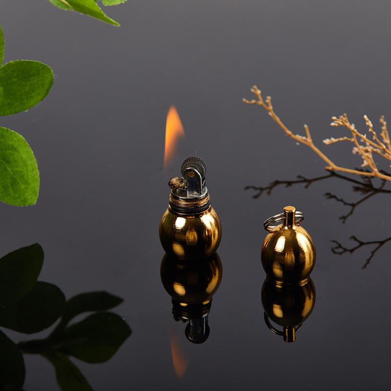 Mini Gourd Grinding Wheel Kerosene Lighter Creative Small Gourd Lighter Cigarette Accessories Mens Gadgets