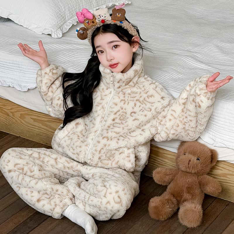 Girls' Winter Coral Fleece Pajama Set - Flannel, Velvet, Warm Homewear, Korean Style for Kids