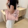 Fashionable City Style Tote Bag With Soft Structure And Interior Card Pockets For Daily Wear