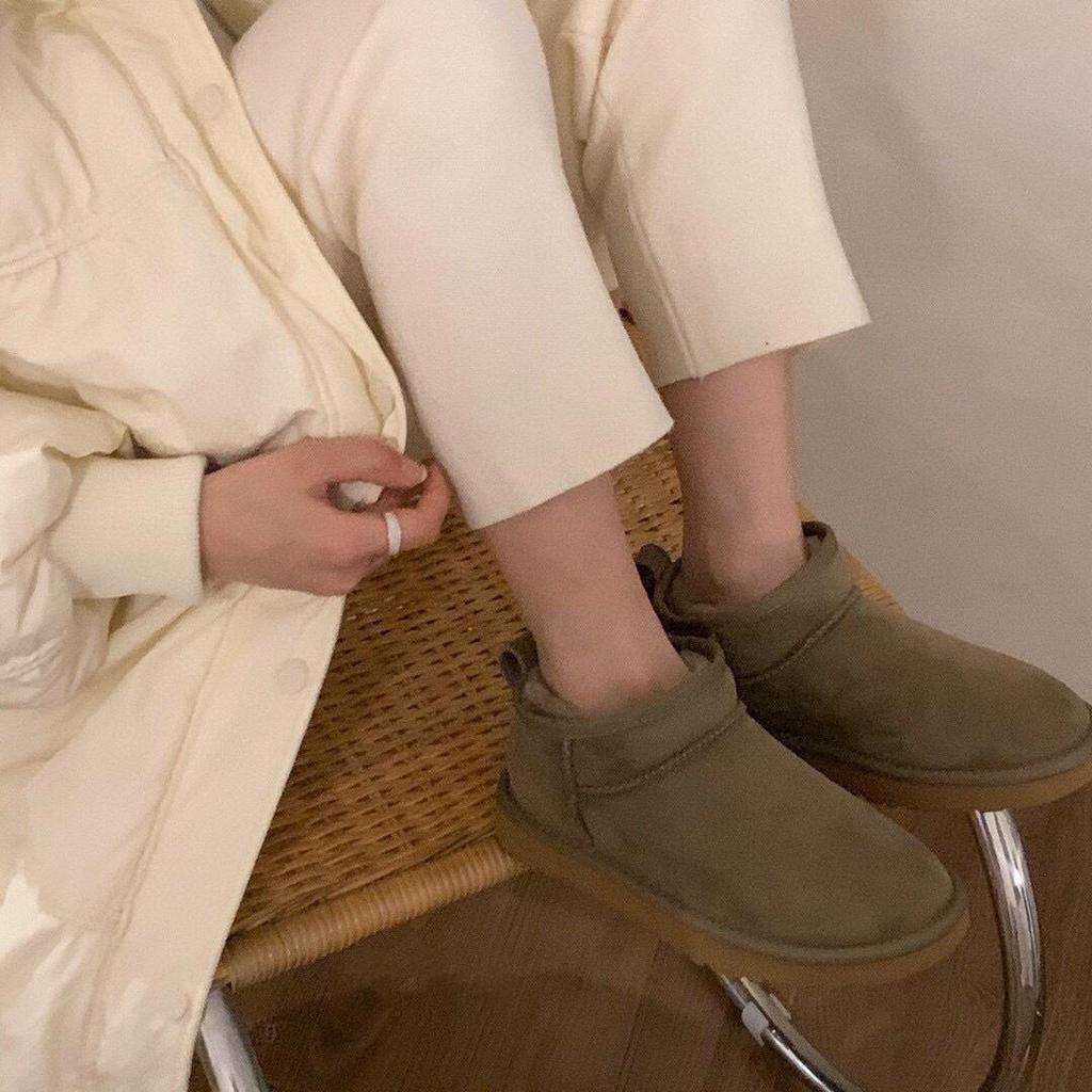 Мини угги из овчины Чжоу Дунъюй: Теплая, Толстая Шерсть, Нескользящий Зимний Стиль для Пар