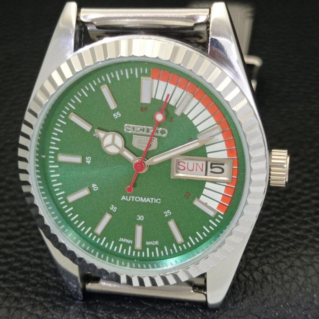 SEIKO 5 AUTOMATIC VINTAGE REFURBISHED 6309A JAPAN MENS GREEN WATCH a440800-4