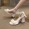 Модная удобная обувь для женщин Жемчужные сандалии Модные массивные костюмные женские бежевые увеличивающие рост блочные каблуки На все случаи жизни Черный бант 2025