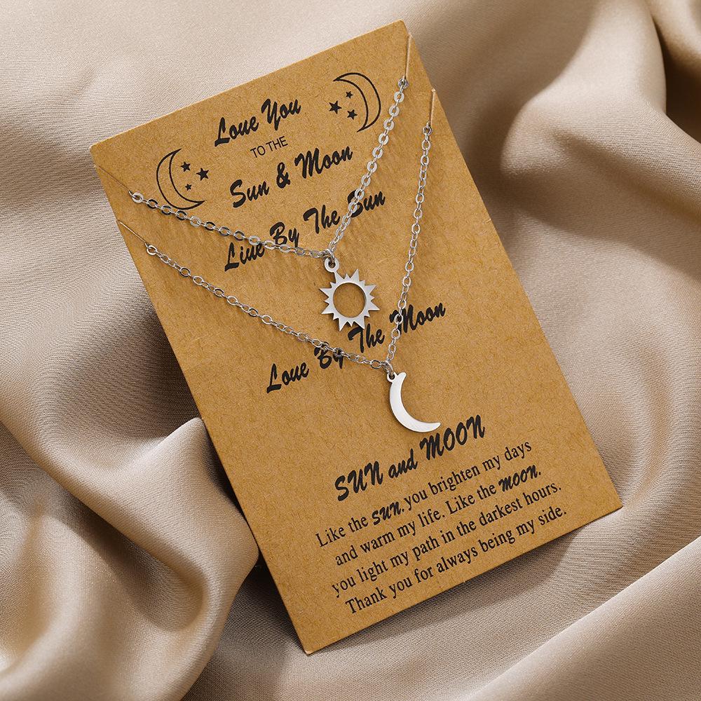 Парное ожерелье из нержавеющей стали в виде звезды «Солнце и Луна» — невыцветающий нишевый дизайн с полой подвеской