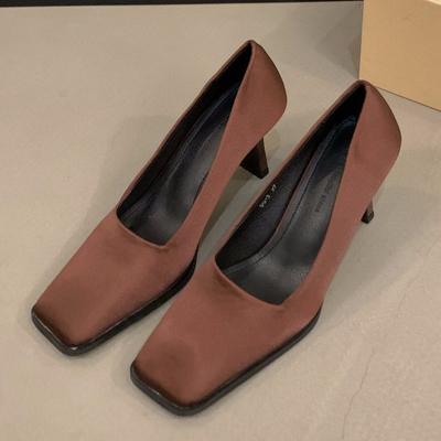 Модные лаконичные атласные туфли-лодочки с квадратным носком, женская модная обувь неглубокого странного стиля, дизайнерская брендовая обувь, элегантный комфорт, офисные zapatos de mujer