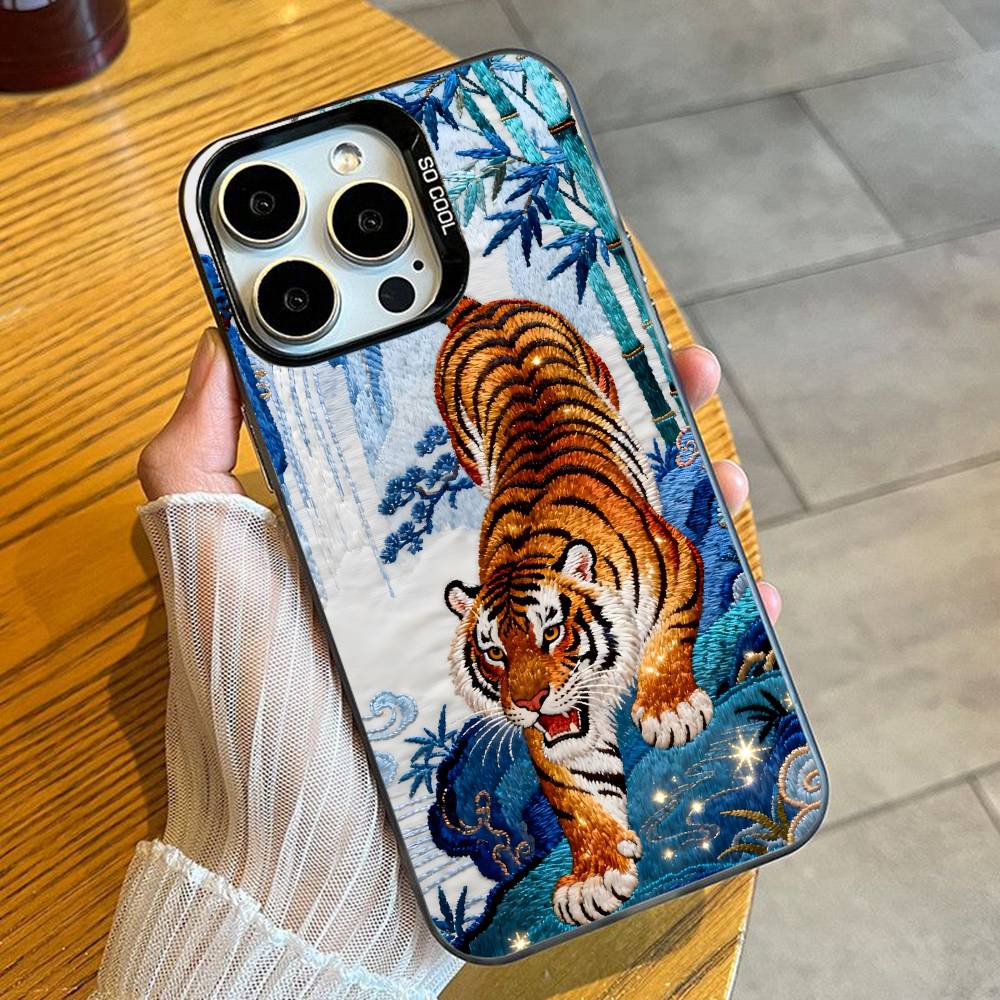 Ukiyo-e Style Tiger Tortoise Print Phone Case For iPhone 16 17 15 14 12 13 Pro Max Black Candy Matte Shockproof Cover