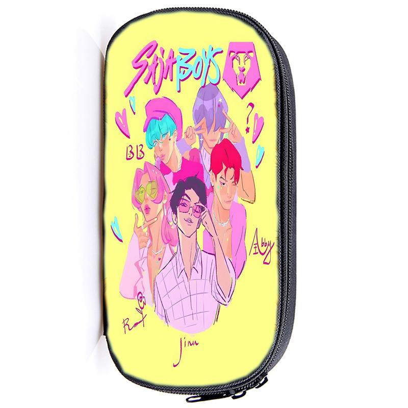 Пенал Huntrix Kpop Demon Hunters для студентов с несколькими отделениями