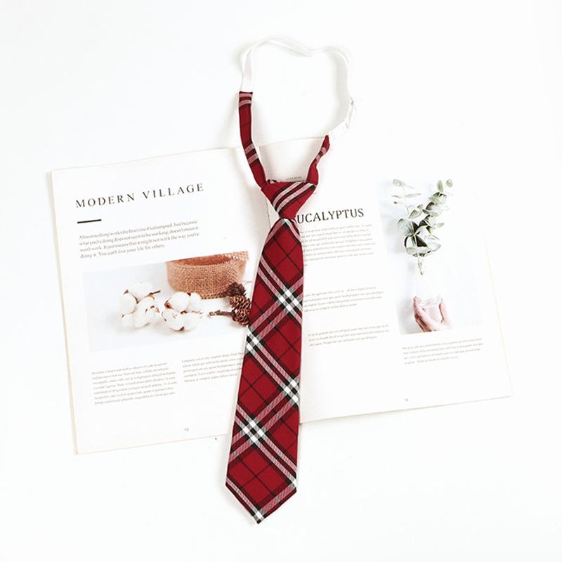 Галстук в стиле ретро в японском колледже: Коричневые, бордовые и черные полосы для женщин