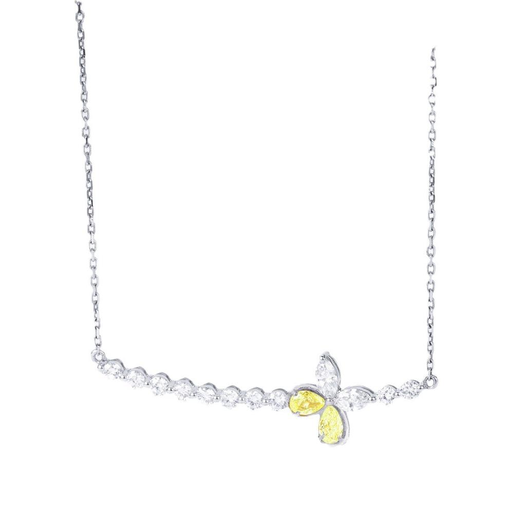 Niche Design Yellow Zircon Four Leaf Clover Necklace for Women's Personality Simple and Versatile Necklace Clavicle Necklace