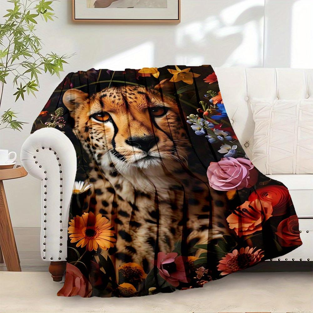 1pc Cheetah,Flowers,Nature Digital Print Flannel Blanket - Contemporary Style, Suitable for All Seasons, Perfect for Home, Travel, or Campin