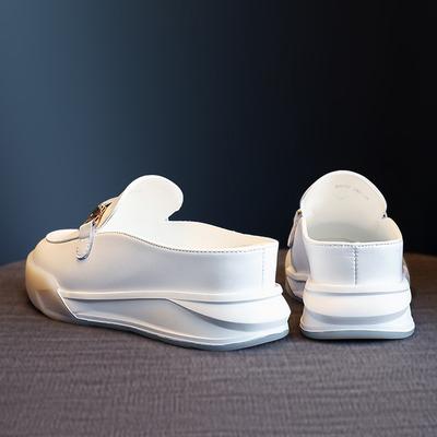 Внутреннее увеличение высоты полутапочки 2024 новые интернет знаменитости Baotou Xiaobai толстый низ сандалии с уклоном каблук носить женская обувь лето