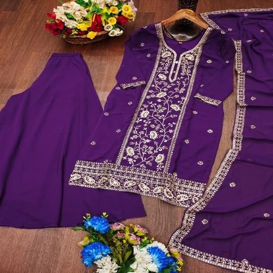 Этнический комплект шарара, украшенный зеркалами