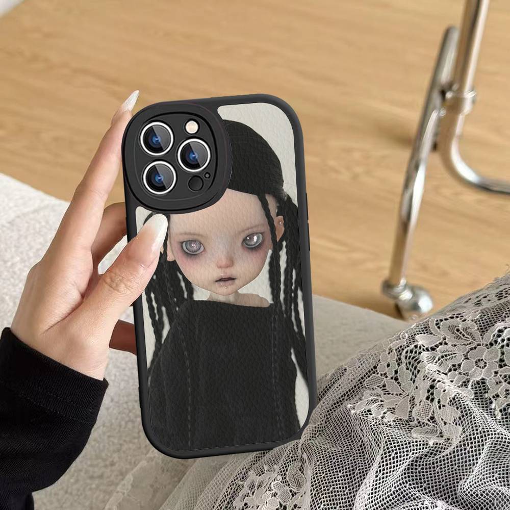 Темная милая кукла Девушка Арт Чехол для телефона Для iPhone 16 15 14 13 Pro Max 11 12 Plus Кожаный Силиконовый Чехол