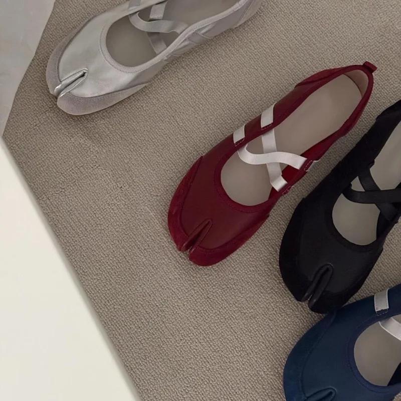 Черный Серебристый Красный Балетки Кроссовки Женские Разделенный Носок Балерина Таби Обувь для Ходьбы Женская Обувь Мэри Джейн Летняя