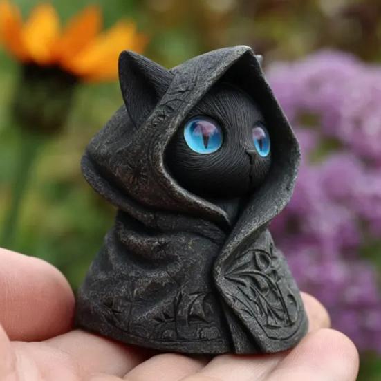 Hooded Cat Statue Resin Mysterious Black Cat Figurine Gothic Tabletop Mini Cat Sculpture Halloween Decoration Gift for Cat Lovers