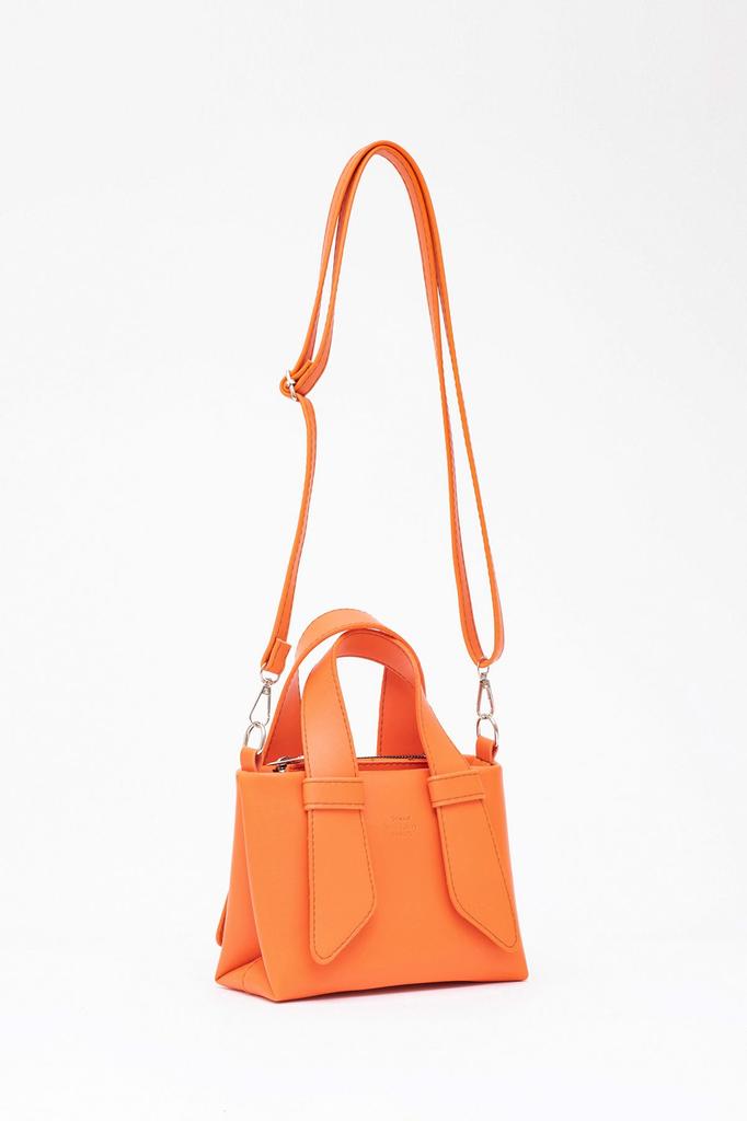 Women's Stylish and Useful Shoulder Bag Black Shk60 Artificial Leather Single Compartment Double Handle Hand and Cross Shoulder Bag L:14W:21W:8 Cm