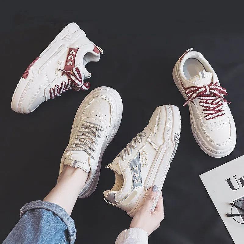 2025 платформа повседневная спортивная обувь женская весенняя мода новая нишевая универсальная беговая обувь белые кеды