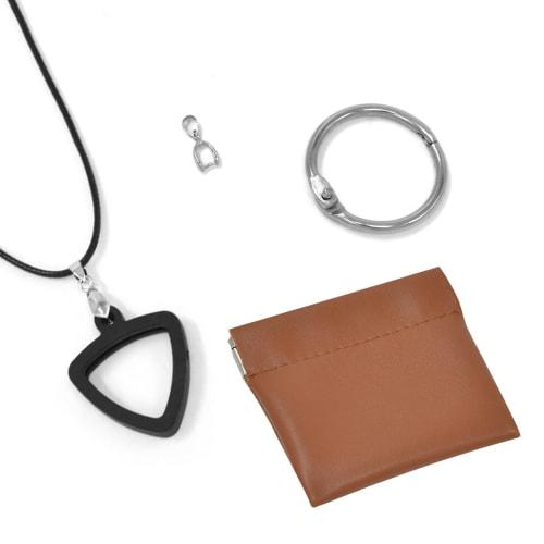 Musiin Guitar Pick Holder Necklace compatible with Fender Dunlop D'Addario Triangle Picks, easy access, suitable for players of various styles, showca