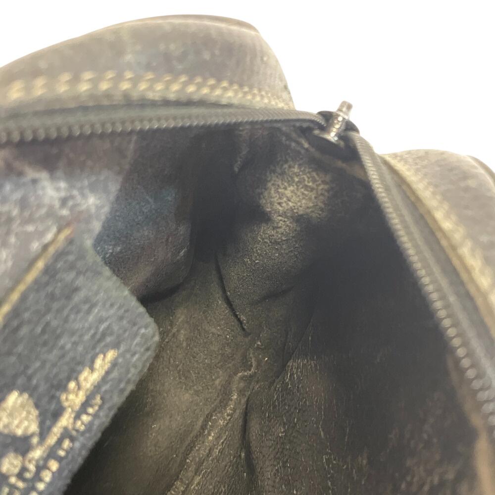 Gucci 066 Старая сумка-клатч Gucci линия Shelly с узором GG из кожи Наплечная сумка из серой кожи Женская Б/у