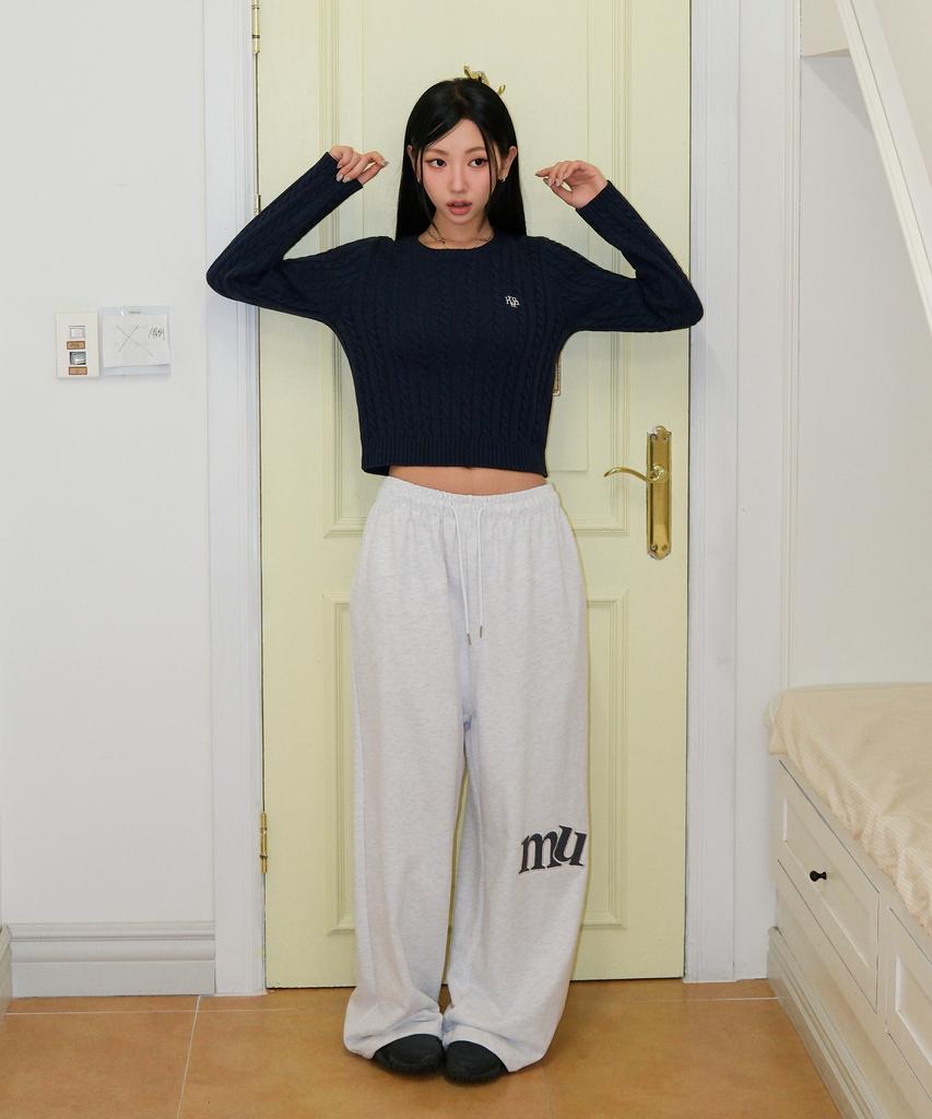 MUAHMUAH Embroidered Cable Round Knit [Navy]