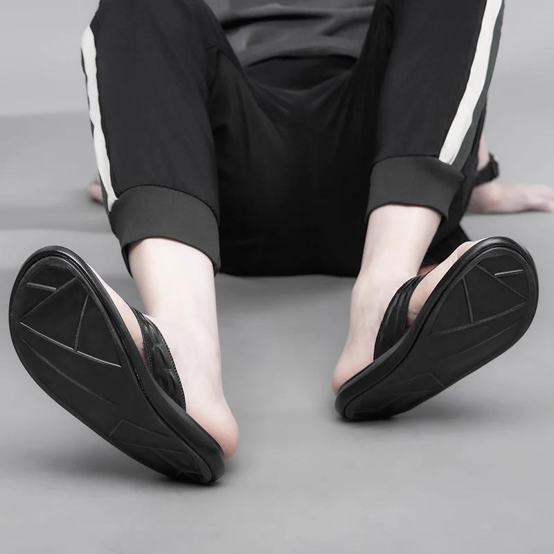 Hot Sale Summer Beach Slippers Men's Flats Cool Half Drag Crocodile Pattern Male Flip Flops Comfortable Casual Leather Shoes Men