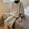 Костюм с коротким рукавом Мужской Спортивно-повседневный Комплект из Топов, Брюк, Свободных Футболок, Модных Шорт, Мужчины
