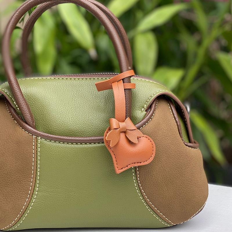 1 шт. Подарочный держатель для ключей из искусственной кожи в форме сердца, брелок для ключей, модные бирки для багажа, подвеска в виде банта на сумку для женщин, подвески с пряжкой