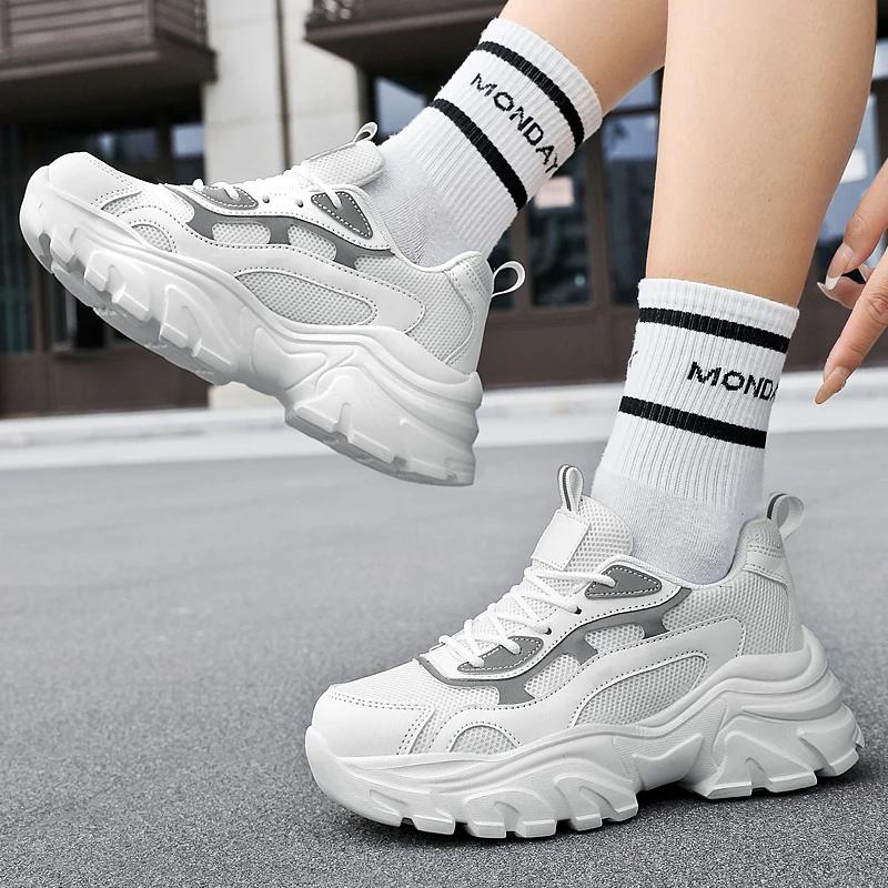 2025 New Women's Platform Light Sports Shoes Breathable Mesh Shoes Increase Men's Sports Casual Shoes Couple Travel Shoes
