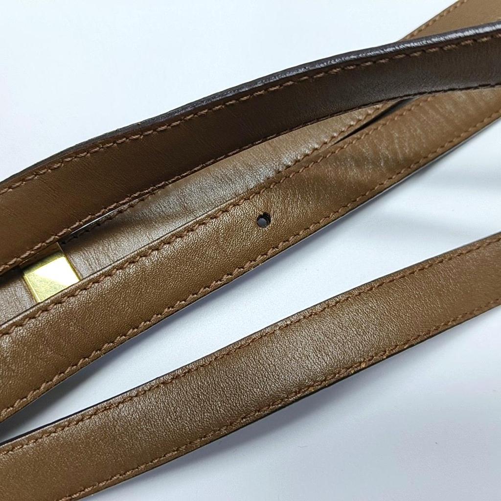 [Б/У] Классическая сумка-кроссбоди Medium Brown из натуральной кожи с золотой фурнитурой и съемным ремнем - Хорошее состояние #7WFHCE