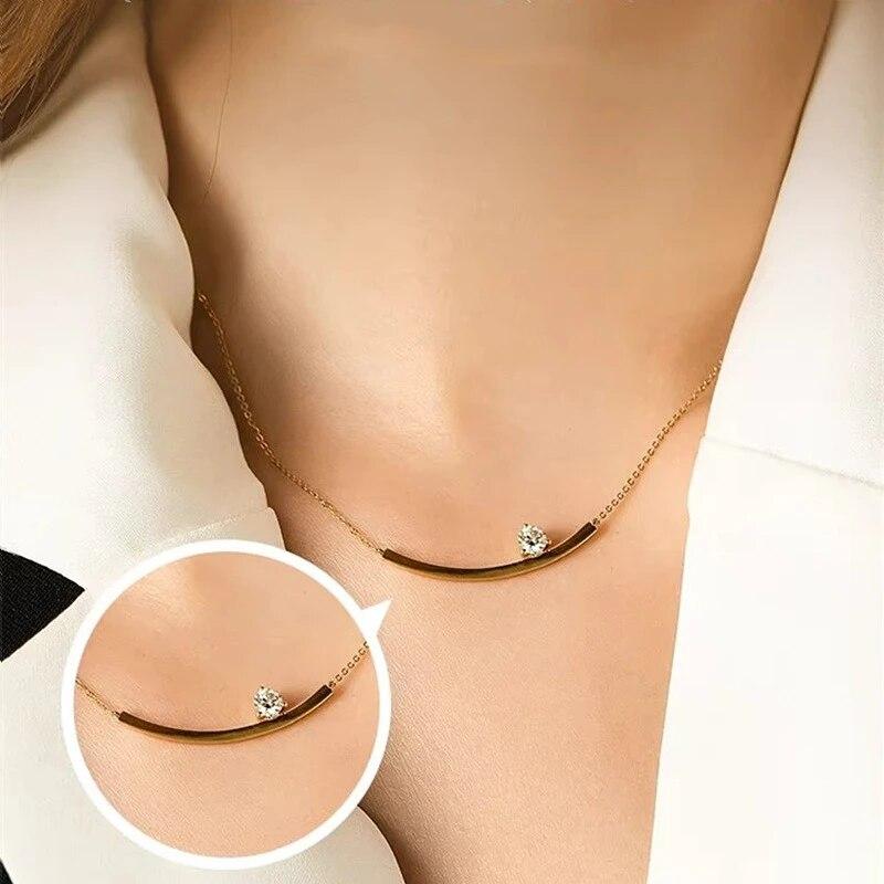 D Цвет 0,5CT Улыбка Пасьянс Муассанит Ожерелье для Женщин S925 Серебро 18 К Позолоченная Цепь На Шею Ювелирные Изделия Для Вечеринки