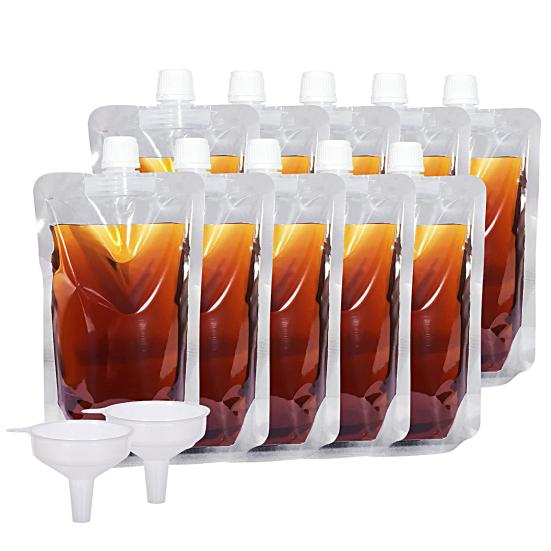 Мешочек для питья. Большой многоразовый чехол с завинчивающейся крышкой. Фляга для питья. Одноразовые пластиковые фляжки для питья. Упаковочная сумка. Мешок для питья. Спортивное мероприятие.