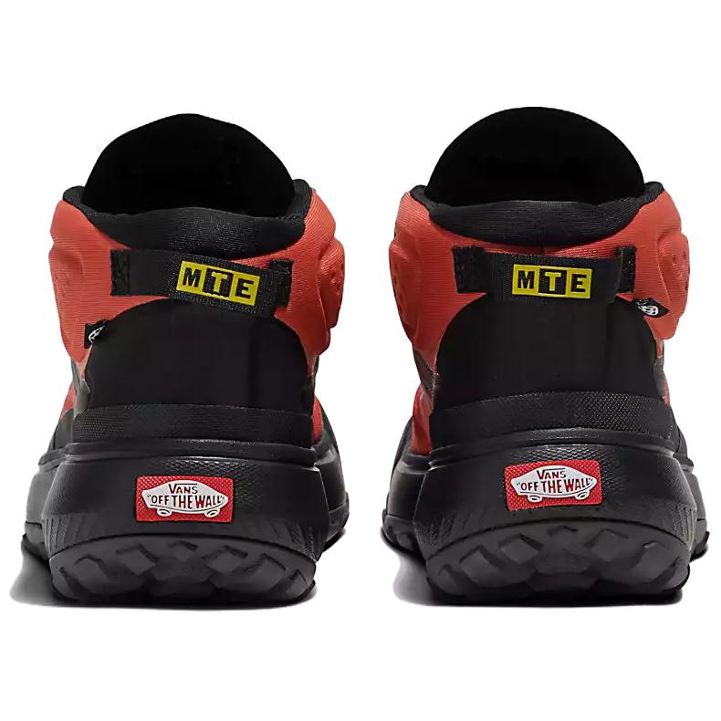 Vans Crosspath Mid MTE оранжево-черные кроссовки унисекс VN000CVVORB