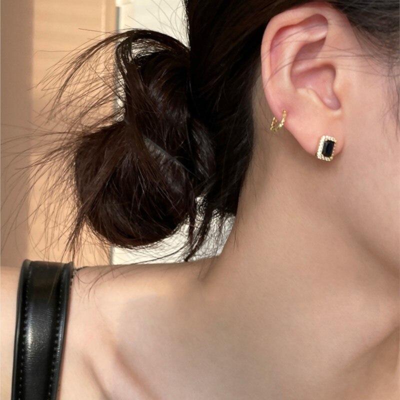 ANENJERY Квадратные серьги-гвоздики с черным цирконием для женщин, маленькие изысканные уникальные блестящие повседневные украшения