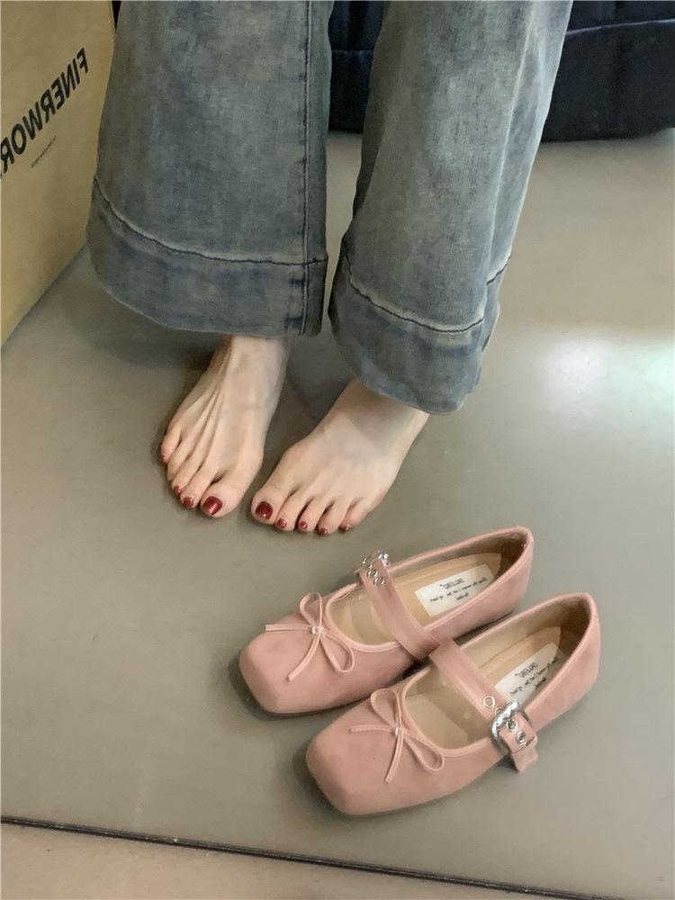 Женская обувь с квадратным носком Новые роскошные балетки с бантом Женские балетки серебряная пряжка на ремне Элегантная модная обувь Мэри Джейн