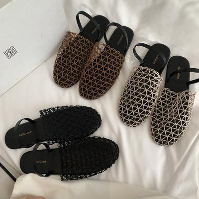 ~ Летний полый нишевый дизайн верхняя одежда одно слово с сумкой голова плоская подошва крутые шлепанцы женщины