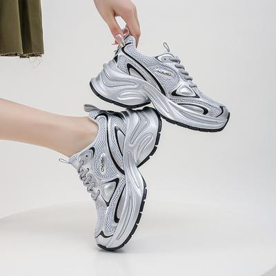 Новые весенние серебристые кроссовки-папы женские повседневные универсальные дышащие с двойной сеткой внутри на толстой подошве нескользящие кроссовки женская обувь