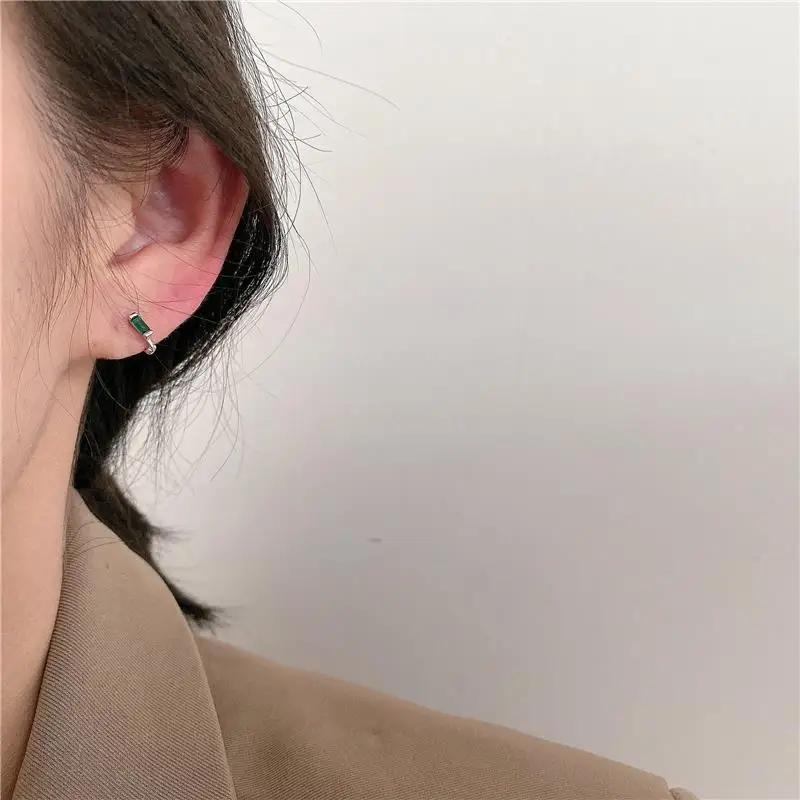 Продажа модных квадратных сережек-конго из серебра 925 пробы с зеленым камнем для женщин, настоящие серебряные гвоздики, серьги с инициалами