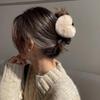Зажим для волос Enzli в форме сердца из lovely soft искусственного меха