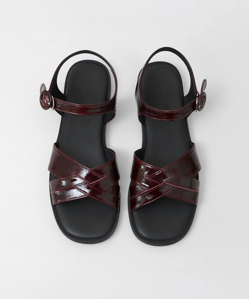 Heenn Shiny Leather Crossover Sandals. Burgundy