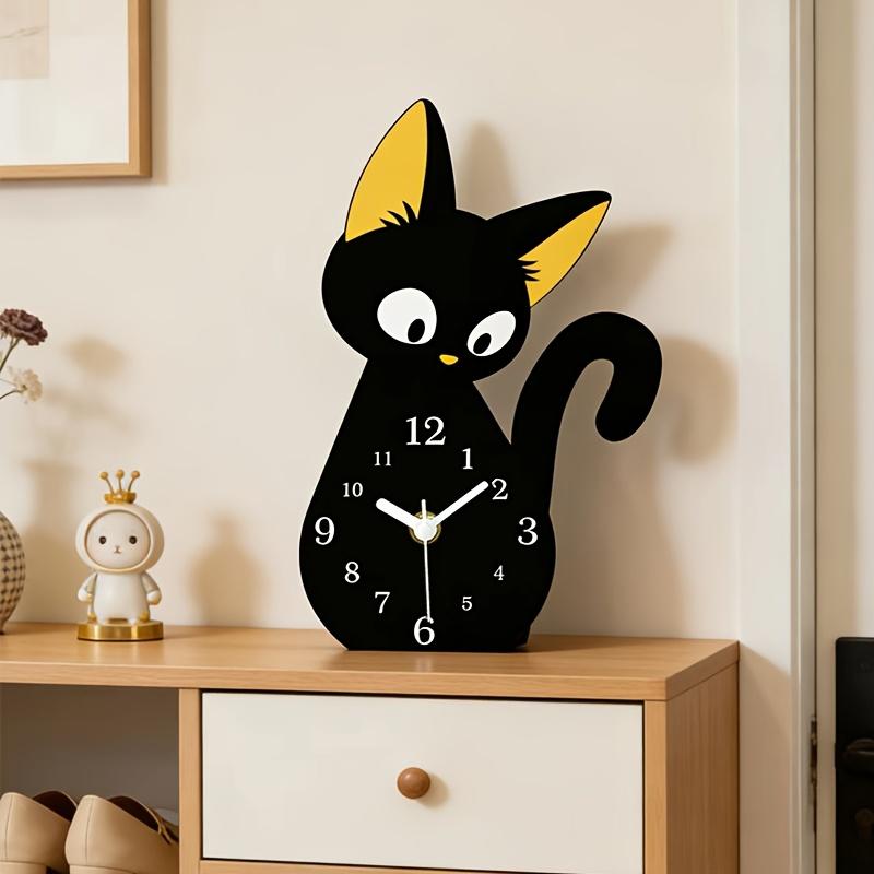 Creative Cartoon Cat Desktop Clock - Cute & Silent Home Decor for Living Rooms, Bedrooms, and Offices