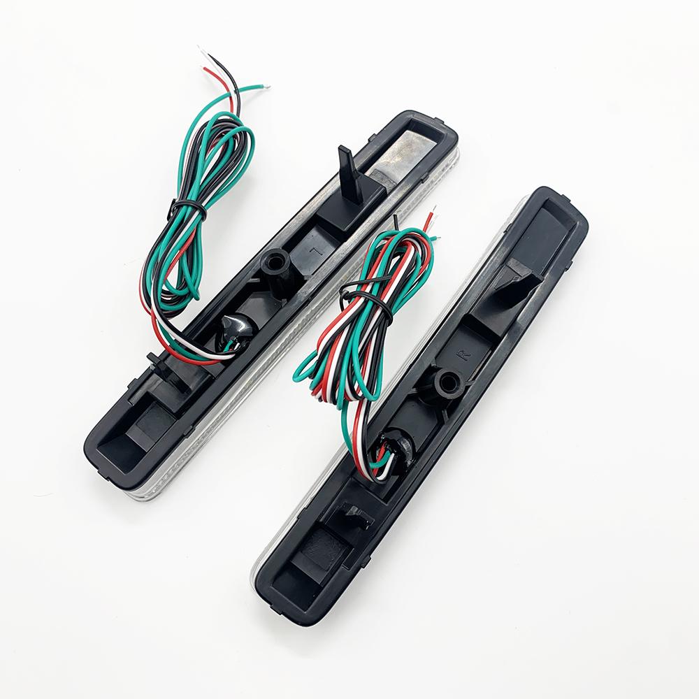 1 Pair LED Car Rear Bumper Reflector Light For Toyota NOAH VOXY 80 Pruis 40
