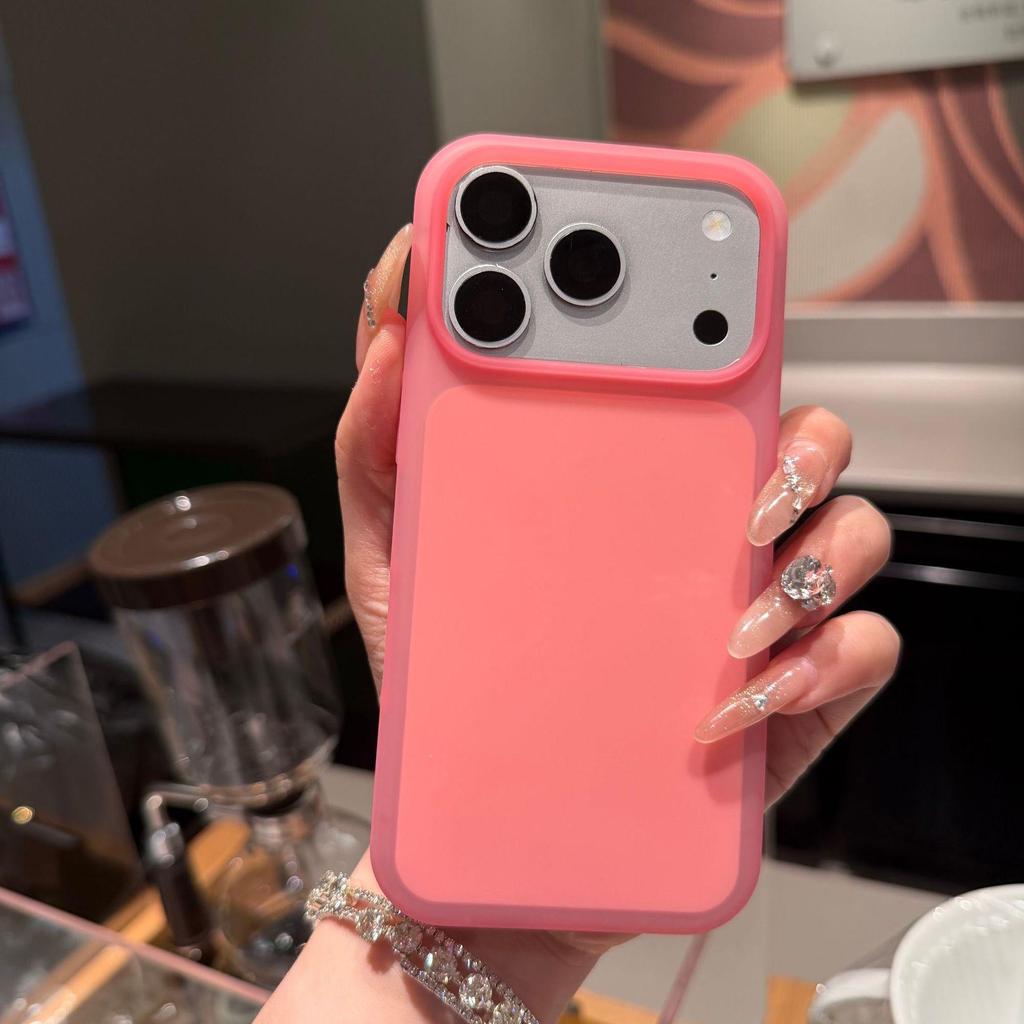 Силиконовый чехол Apple 17 Pro Max: Большое отверстие, Матовые кнопки AI, Подходит для iPhone 16