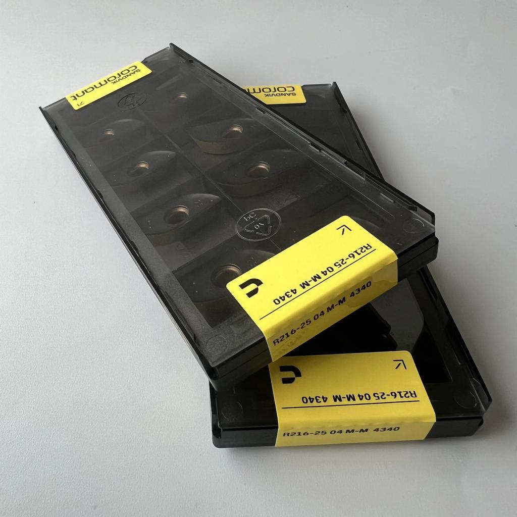 Sandvik / R216-2504M-M 4340 / Industrial Indexable Carbide Inserts 10 Pcs