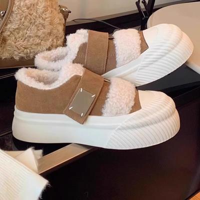 Версия из коровьей кожи~ Мама-виноград имеет те же кожаные меховые туфли на липучке на плоской подошве на толстой подошве, бархатные теплые повседневные женские туфли