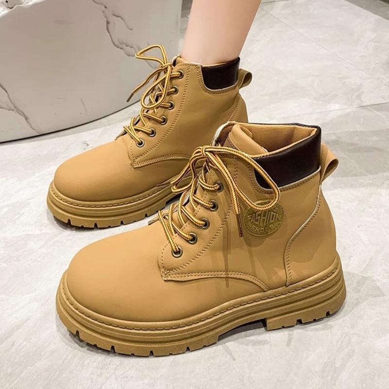 Shoes Tooling Rhubarb Boots 2025 Autumn New Fashion Martin Boots Locomotive Boots