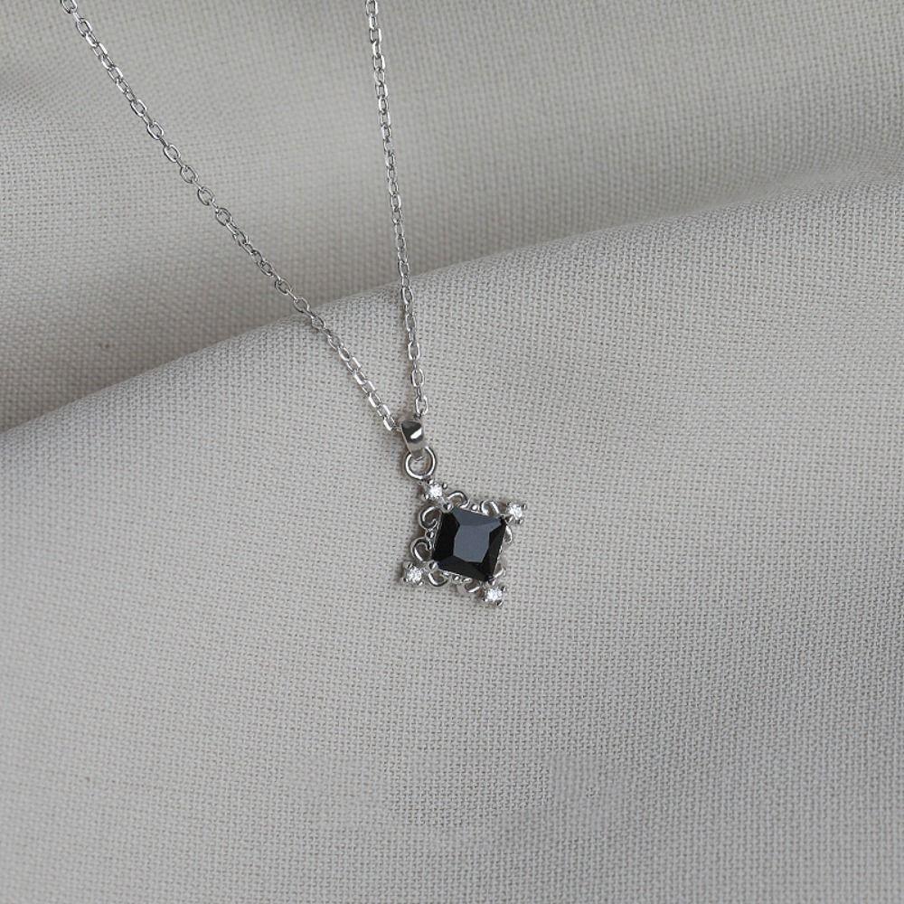 Creative Square Friendship Gift Korean Style Necklace Clavicle Chain Women Necklace Cool Choker